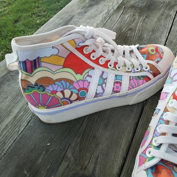 adidas Multicolor Graphic Platform Sneakers - Picture 6 of 11
